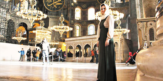 OSMANLI'YA HERKES HASRET (Nilhan Osmanoğlu ile mülâkât)